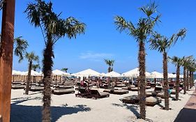 Mamaia Beach Condos 2